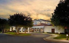 Courtyard by Marriott Atlanta Executive Park/emory